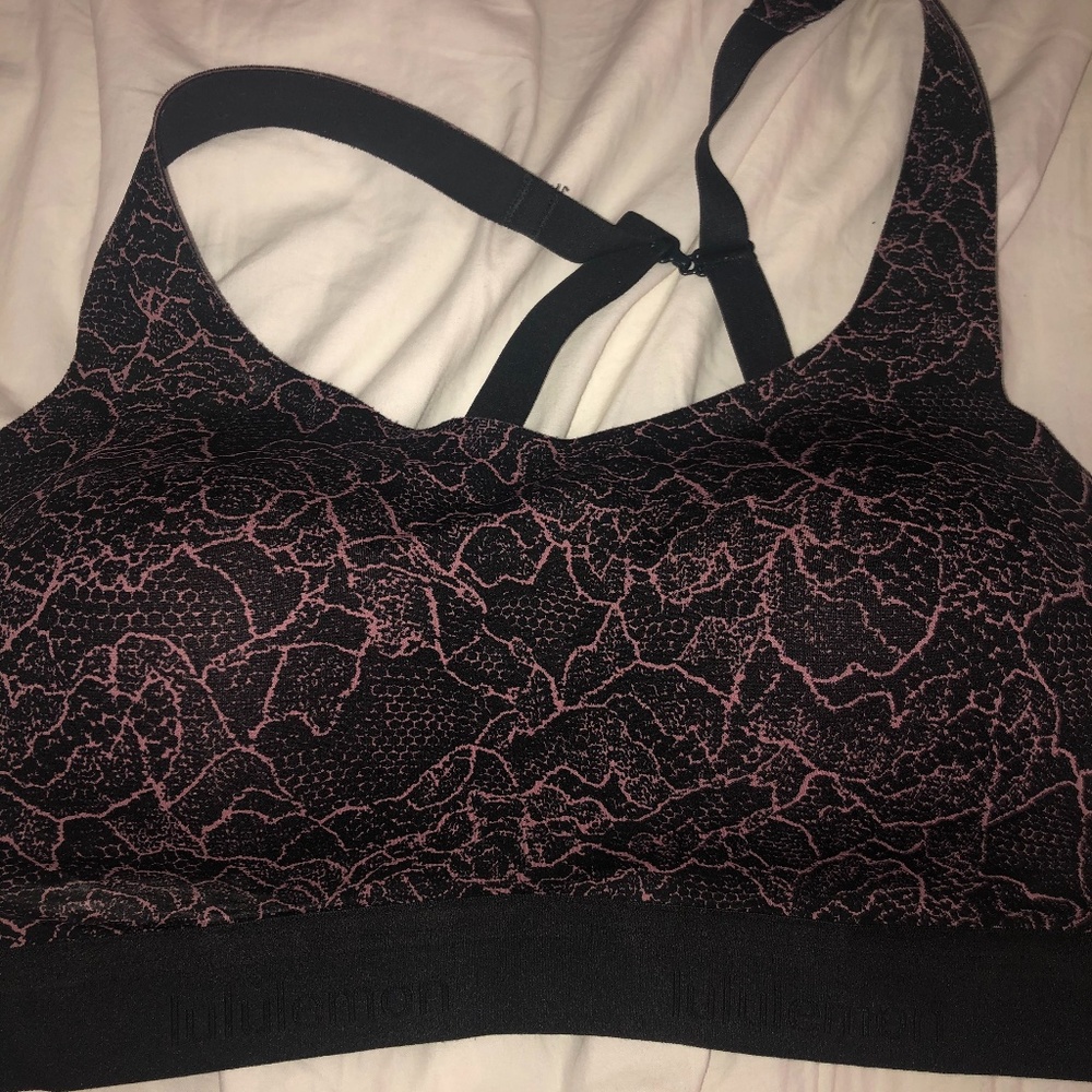 Lululemon Sports Bra